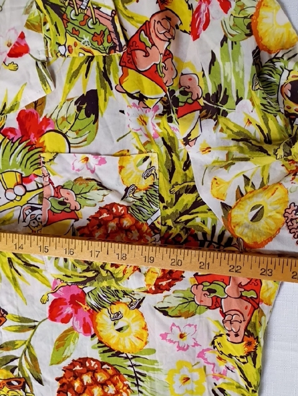 SpongeBob SquarePants Men's Tropical Pineapple Print Short Sleeve Shirt Size XXL - Picture 6 of 7